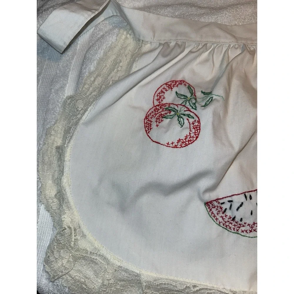 Vintage Hand Embroidered 1/2 Apron Please See‎ Pictures - Stained On Part